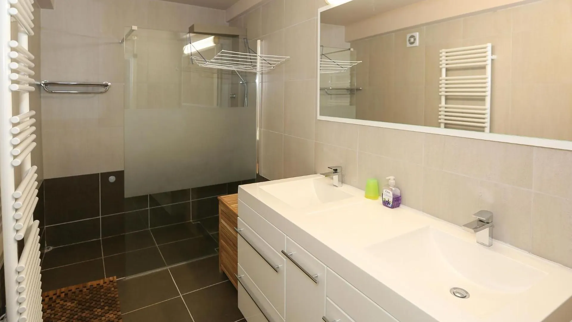 Decuman Spacious Family Apartment In Middelkerke