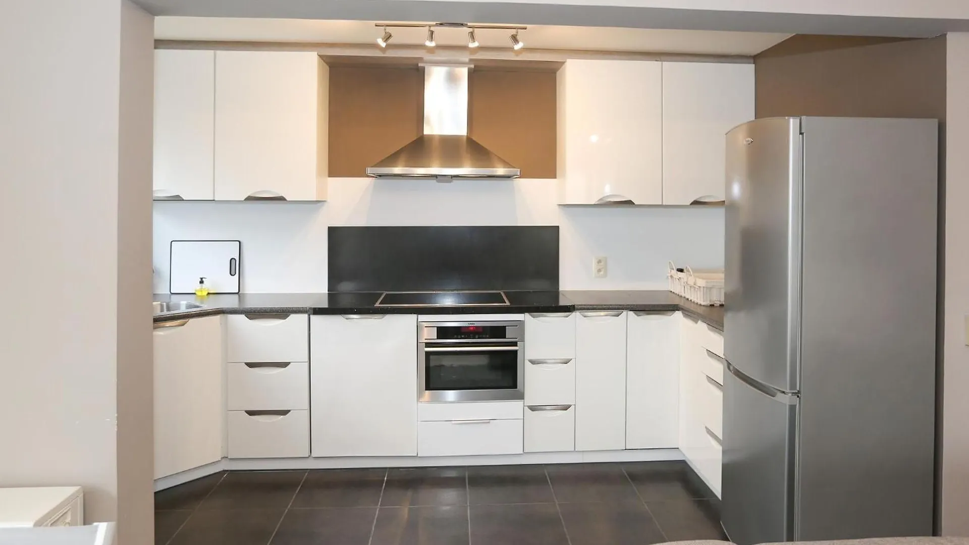 Decuman Spacious Family Apartment In Middelkerke Belgium