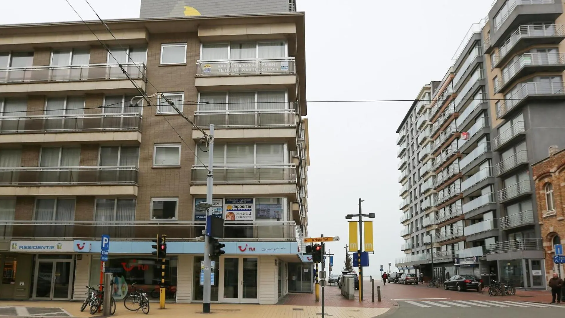 Decuman Spacious Family Apartment In Middelkerke